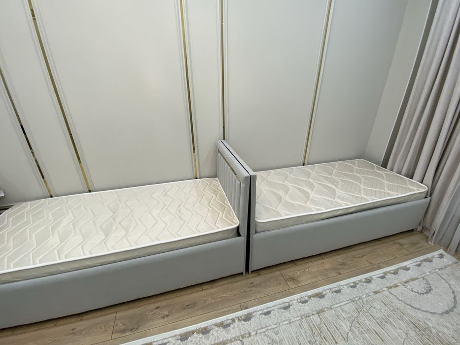 2 детские кровати с матрасом