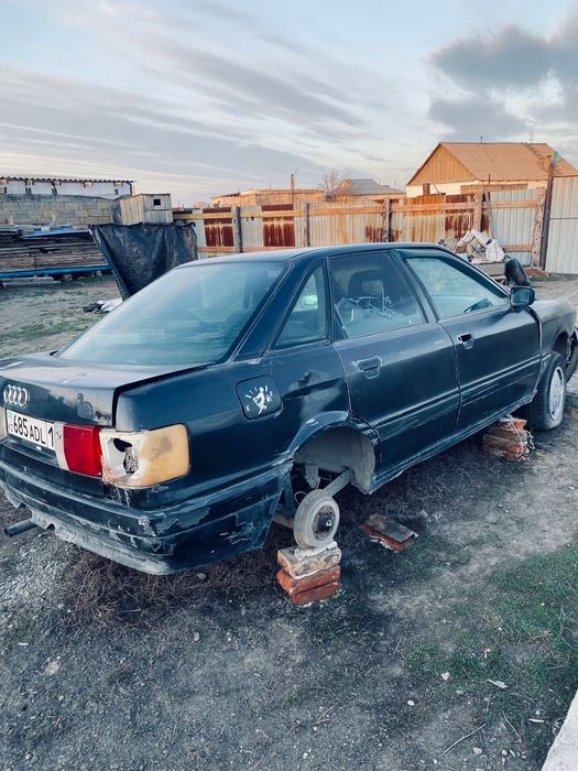 Продам ауди по запчастям