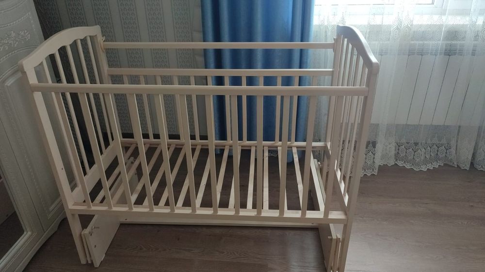 Кроватка детская