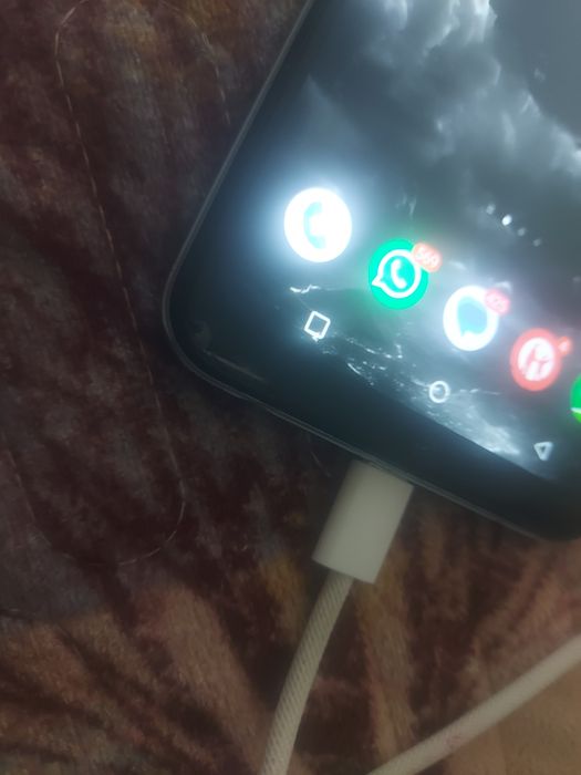 vivo y21 и Samsung s10 lite