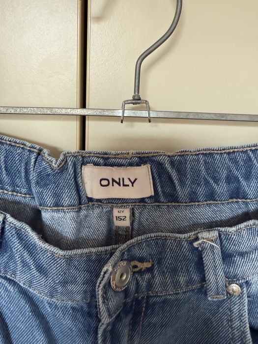 Blugi largi cu buzunare , model larg , 11-12 ani