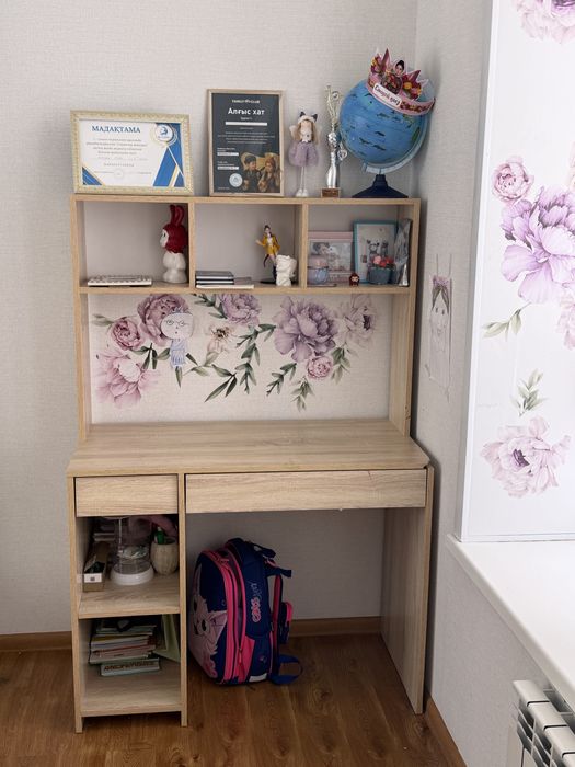 Продам стол письменный