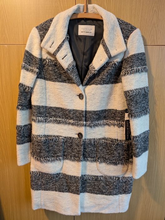 Pardesiu mărimea 42/M cu lână