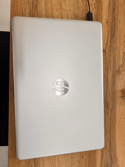 HP Laptop 15s-eq2xxx