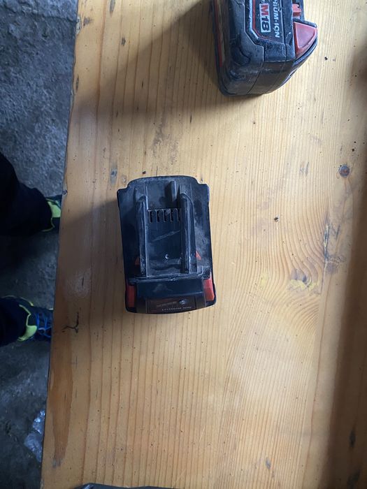 Импакт 18М и Батерии Milwaukee 18M 5Am