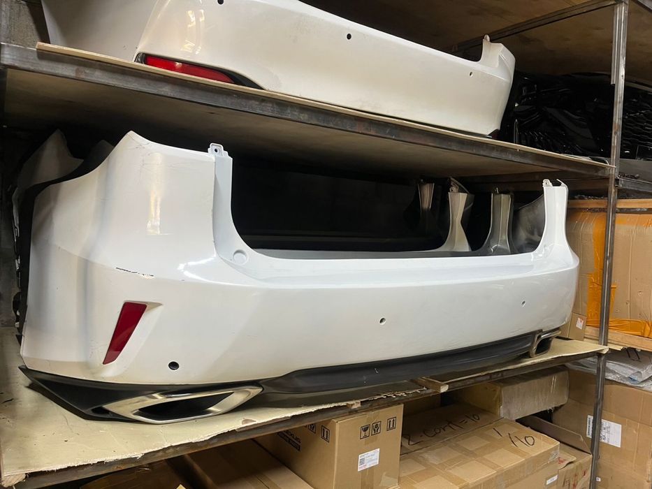 Бампер на lexus Rx