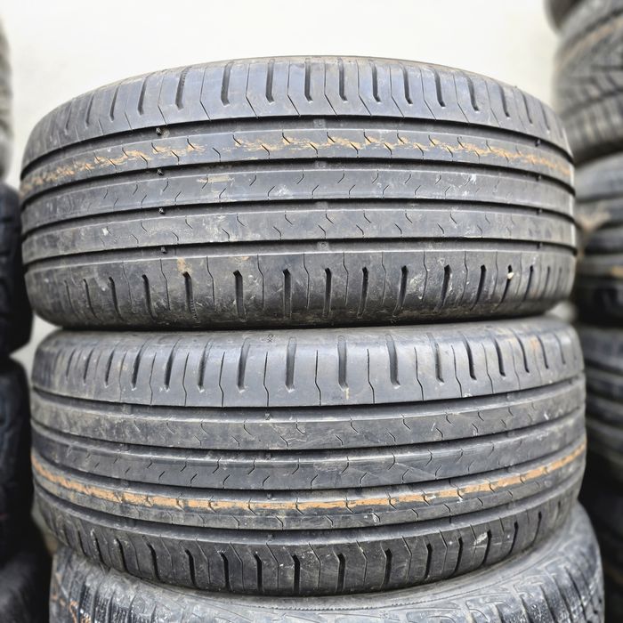 2x 215/55/17 VARA CONTINENTAL Stare impecabila