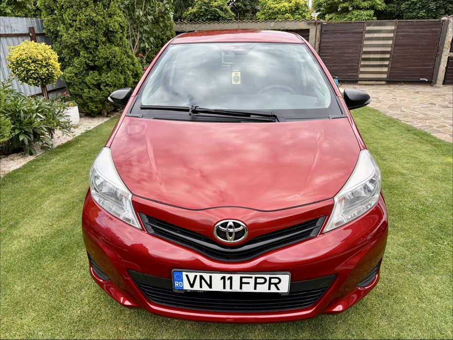 TOYOTA Yaris 2014 — imagine 3