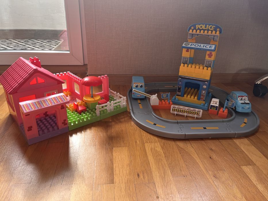 Конструктори- къща и полицейски участък и ферма