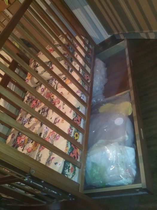 Детская кроватка