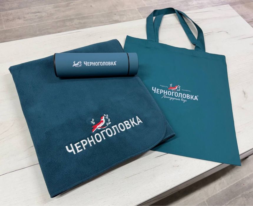 Пледы и шарфы с нанесением логотипа