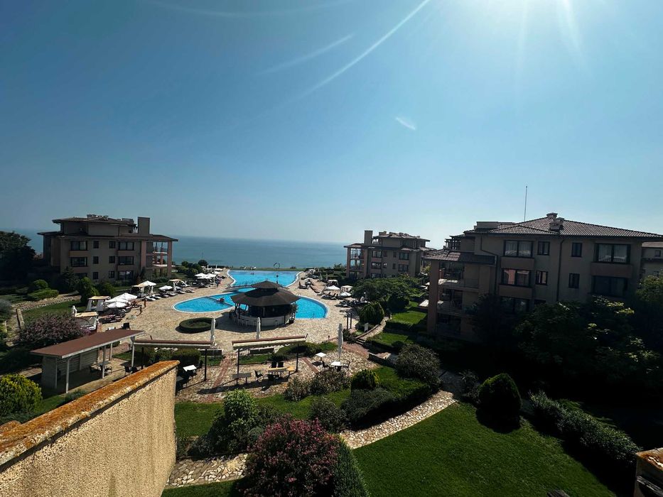 Продава се Тристаен апартамент в с. Топола, Област Добрич - 102 кв.м за 883 €/кв.м - Снимка #9