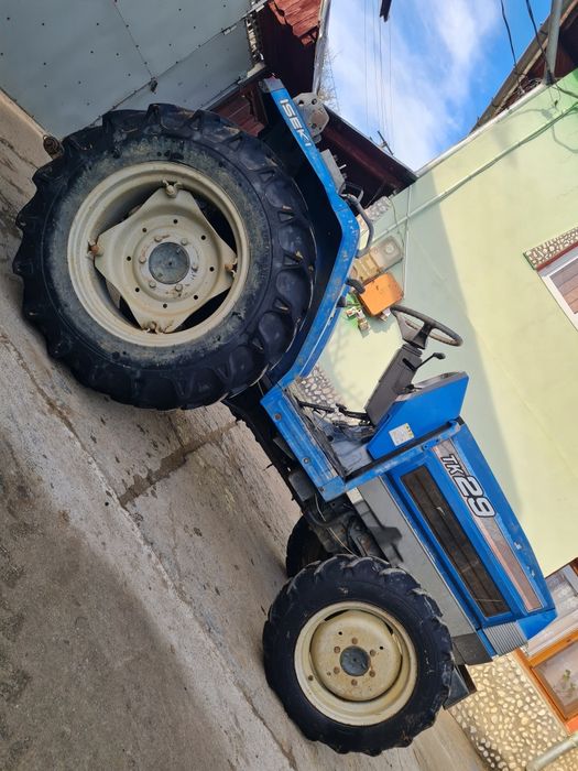 Tractoras japonez iseki tk 29