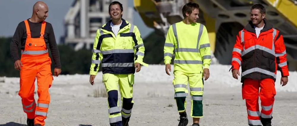 Спецодежда. Униформа. розница/оптом. (Ish kiyimlari. Forma.)