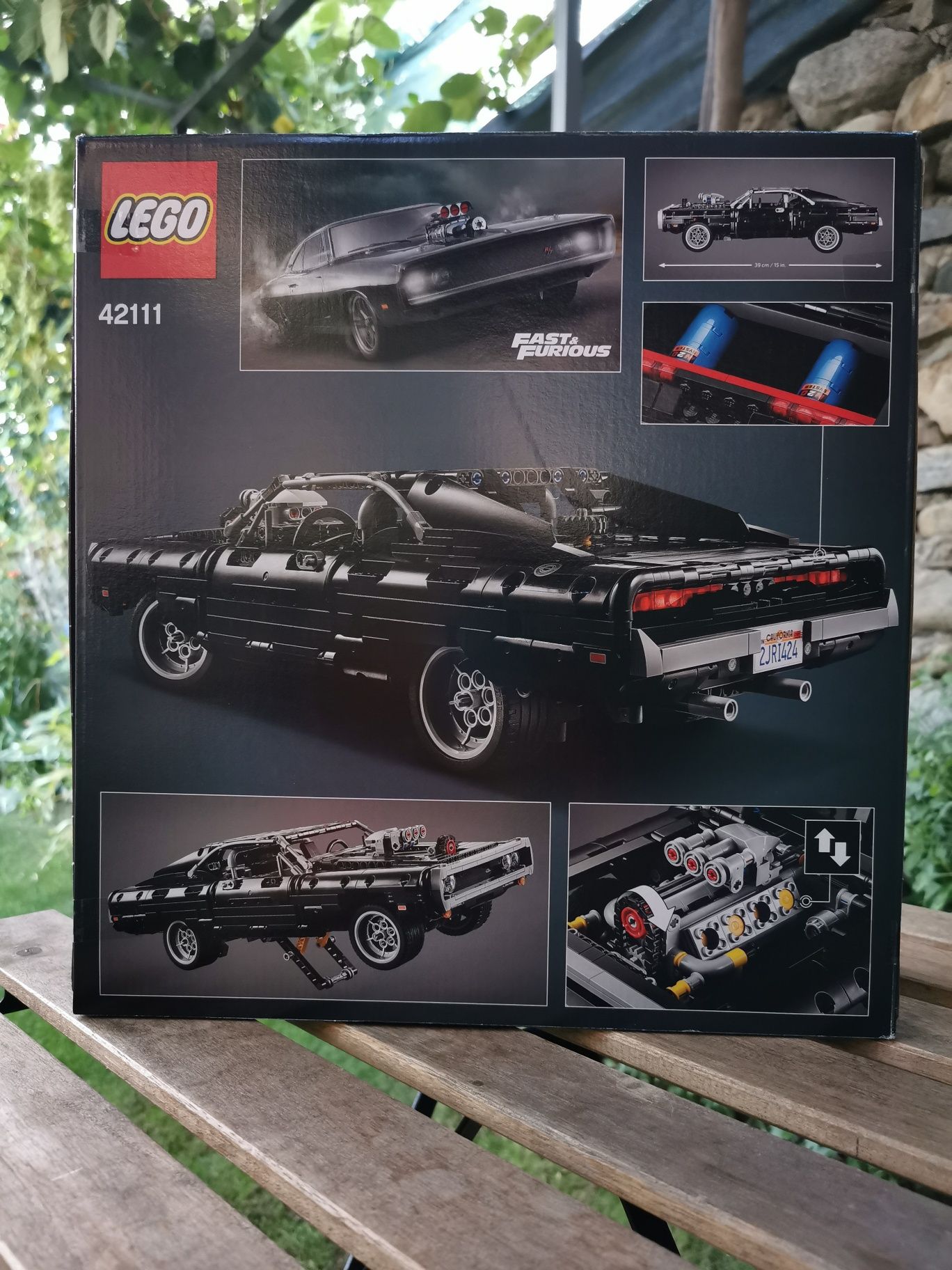 Lego Technic 42111 Dom's Dodge Charger Лего Додж Бързи и яростни гр ...