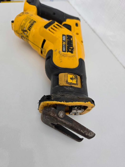 Dewalt Dcs387 Fierastrau sabie