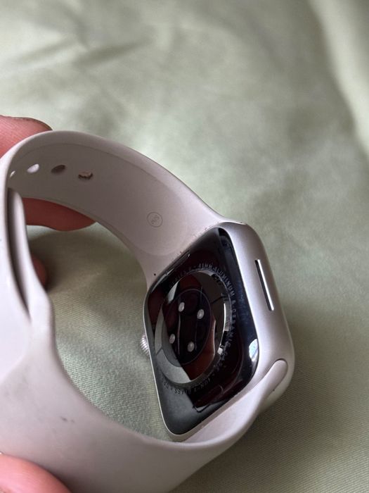 Aplle watch 8 поколение продается