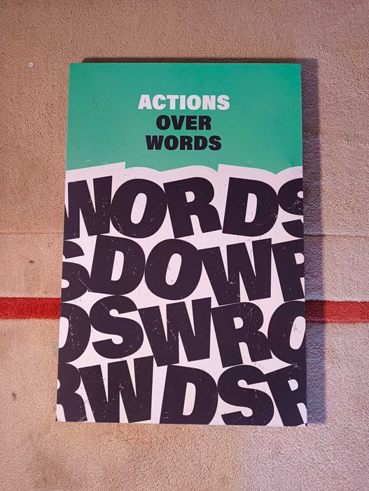 Канава картина в дървена рамка - 40см х 60см