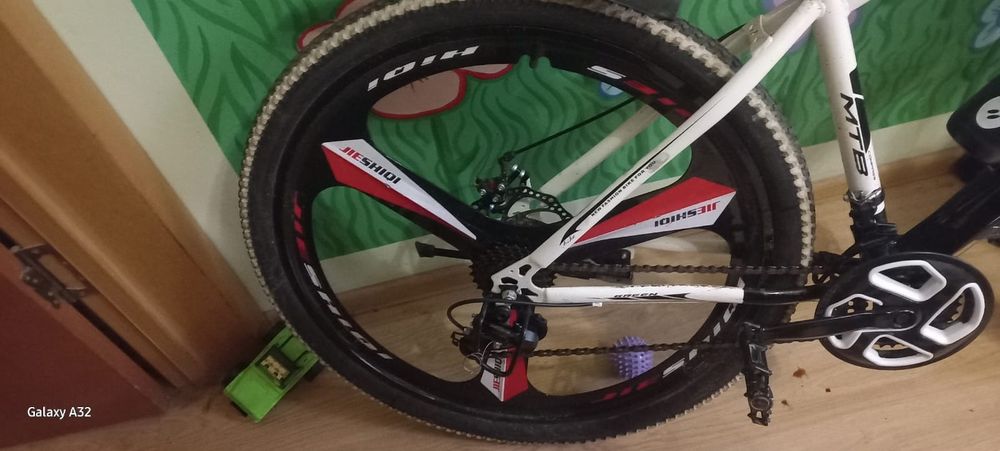 Велосипед для взрослых и подростков