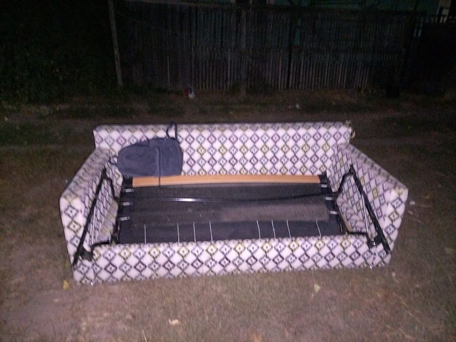 Продам диван в отличном состоянии