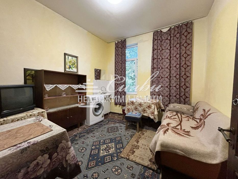 Дава се под наем Етаж от къща в Шумен, Гривица - 50 кв.м за 127.5 € - Снимка #3