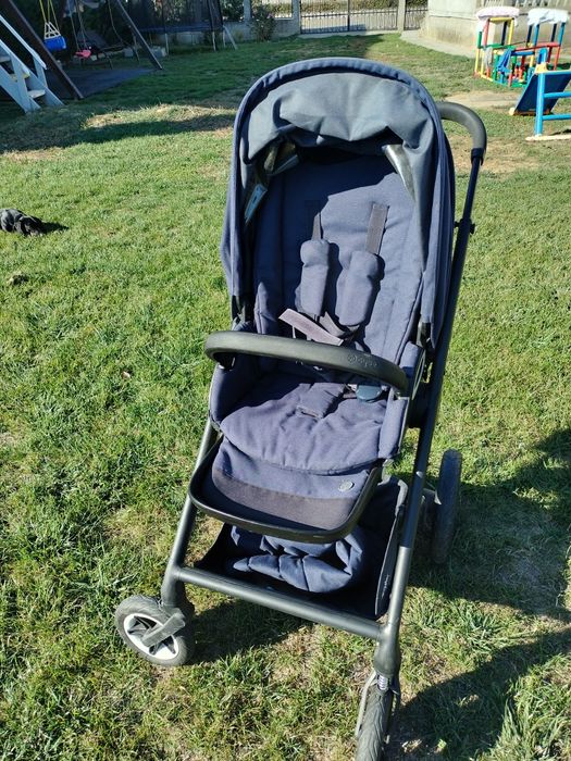 Vând cărucior Cybex