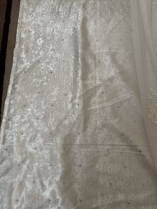 Продам шторы с тулью