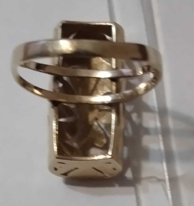 Дамски златен пръстен 14 к 585