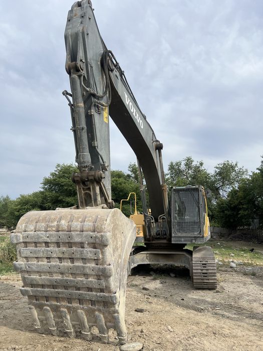 Услуга гусеничный экскаватор