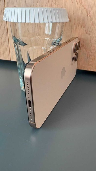 iPhone 16 Pro Desert Titanium - pentru piese / recarosare