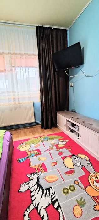Proprietar, vând apartament cu 2 camere, decomandat