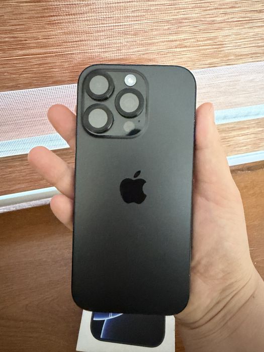 16ПРО, 256ГБ, чёрный аккумлятор  92%