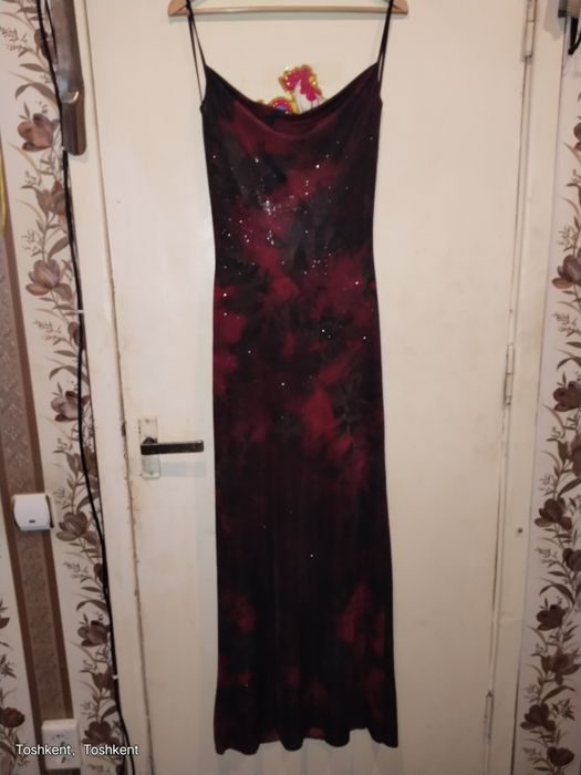 Платье с открытой спиной