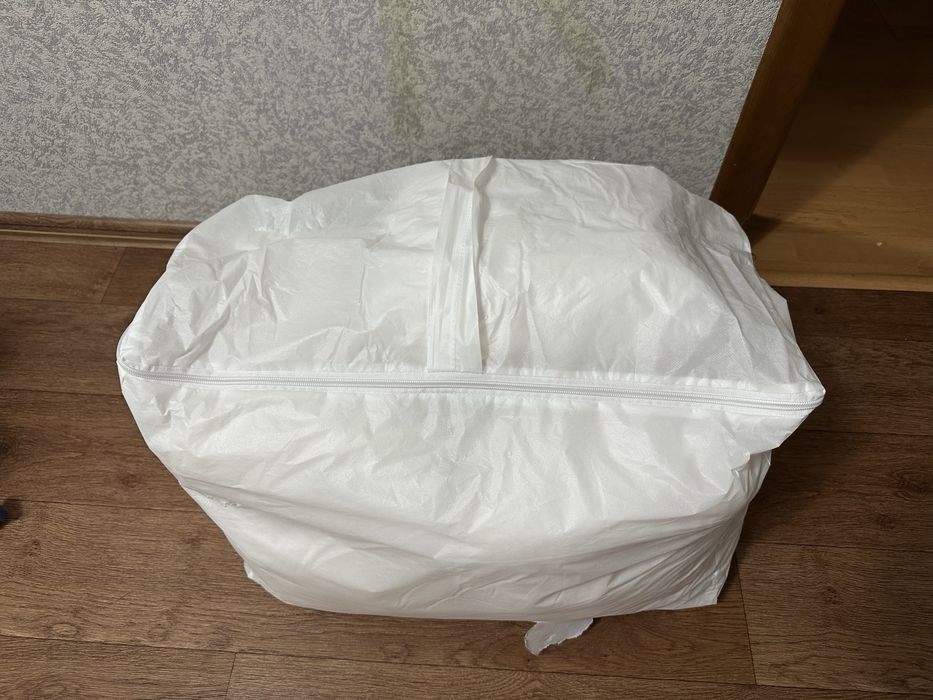 Продам бортики для кроватки