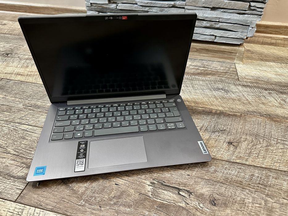 Лаптоп Lenovo IdeaPad3