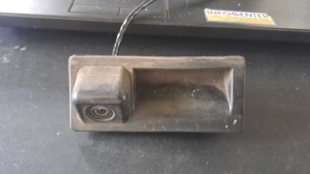Camera marsarier completa cu buton deschidere pentru VW Passat B7 / Variant / Combi / Break