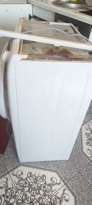 Продам стиральную машинку