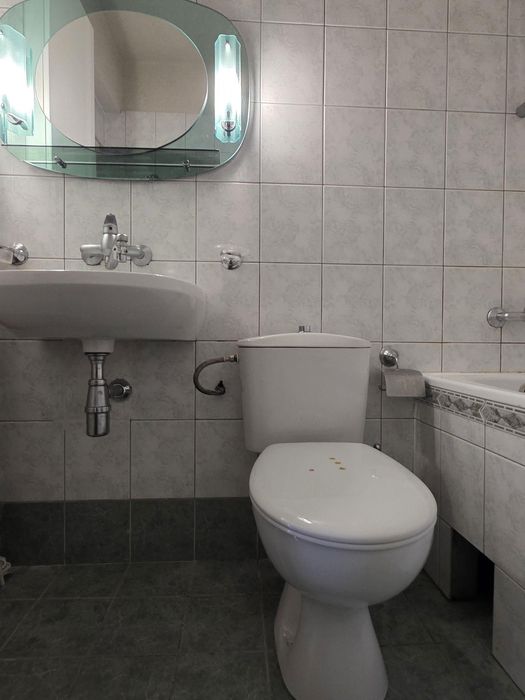 Дава се под наем Тристаен апартамент в София, Бъкстон - 85 кв.м за 741 € - Снимка #9