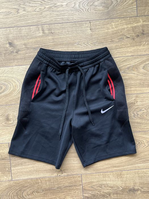 NIKE Therma Flex Showtime Basketball Shorts - Нови размер М / Оригинал