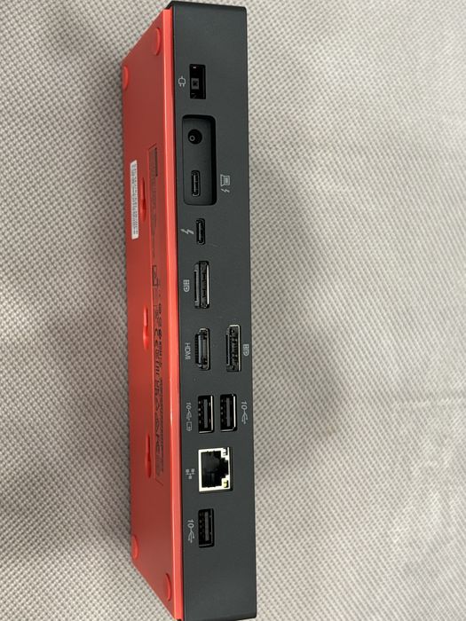 Lenovo ThinkPad Thunderbolt 4