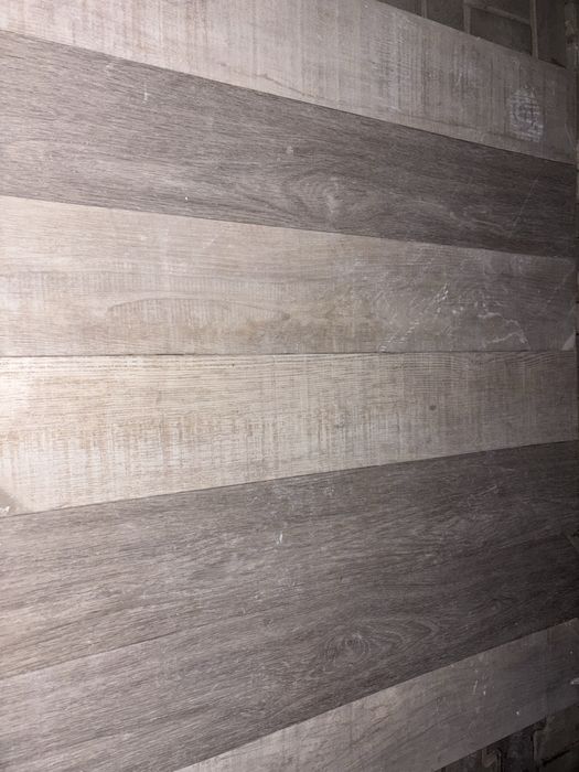 линолеум в хорошем состоянии