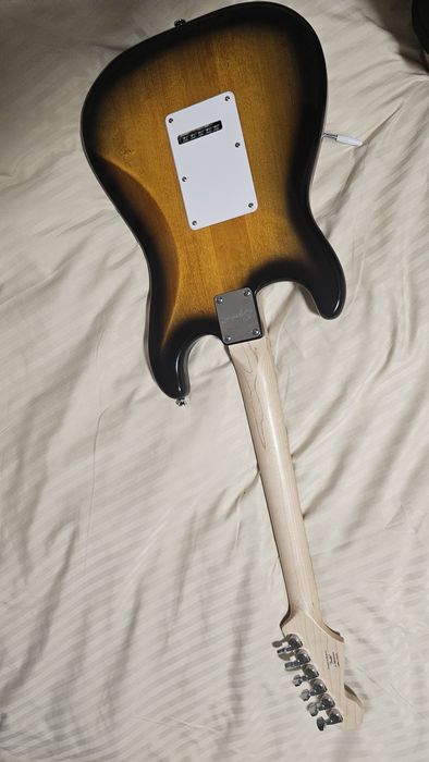 Chitara Fender Squier Sonic Stratocast
