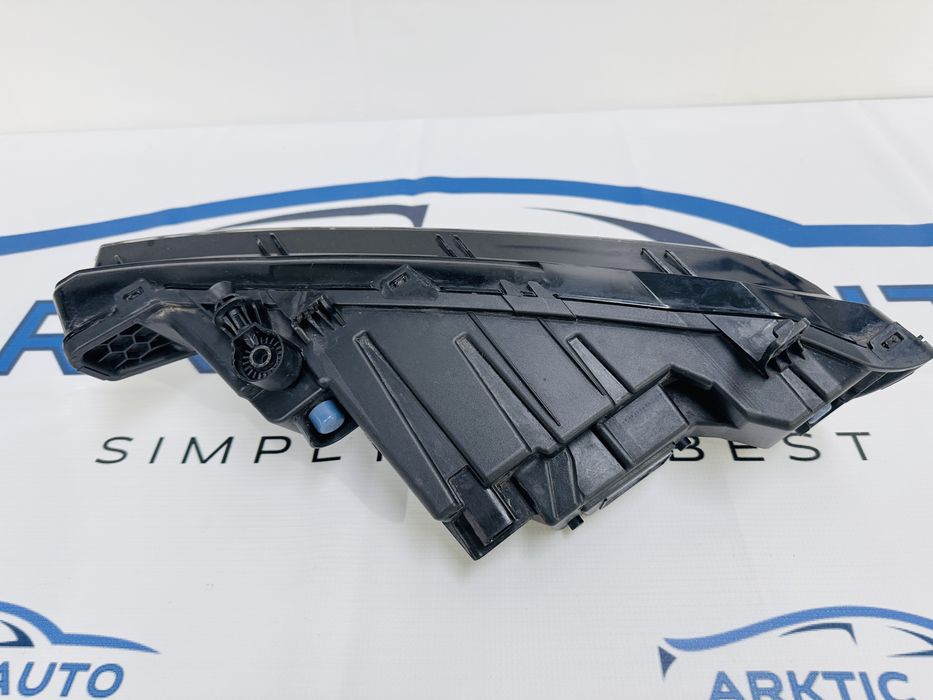 Proiector stanga led Skoda Superb 3 facelift dupa 2019 cod 3V0941699B