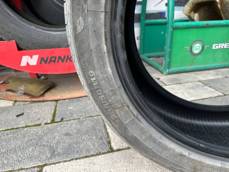 235/50/19 Giti BU balon