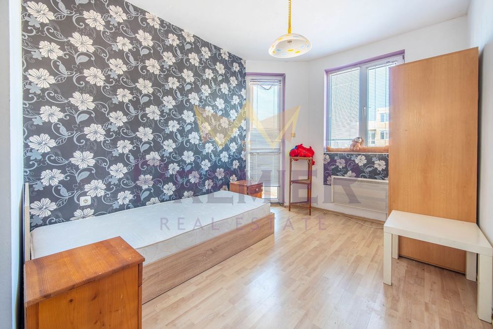 Продава се Тристаен апартамент в Варна, Център - 85 кв.м за 1999 €/кв.м - Снимка #7