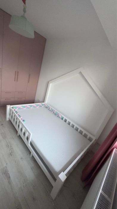 Pat casuta montessori pentru copii