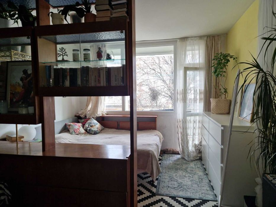 Дава се под наем Двустаен апартамент в София, Лозенец - 66 кв.м за 561 € - Снимка #1