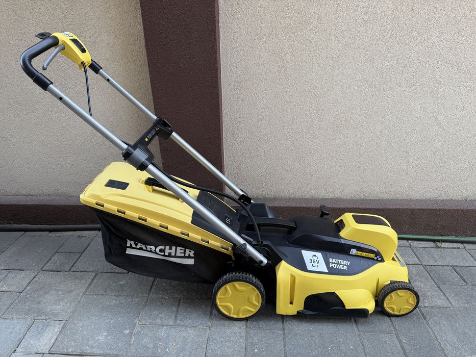 Masina de tuns gazonul Karcher