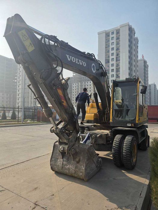 145 volvo Ekskovator