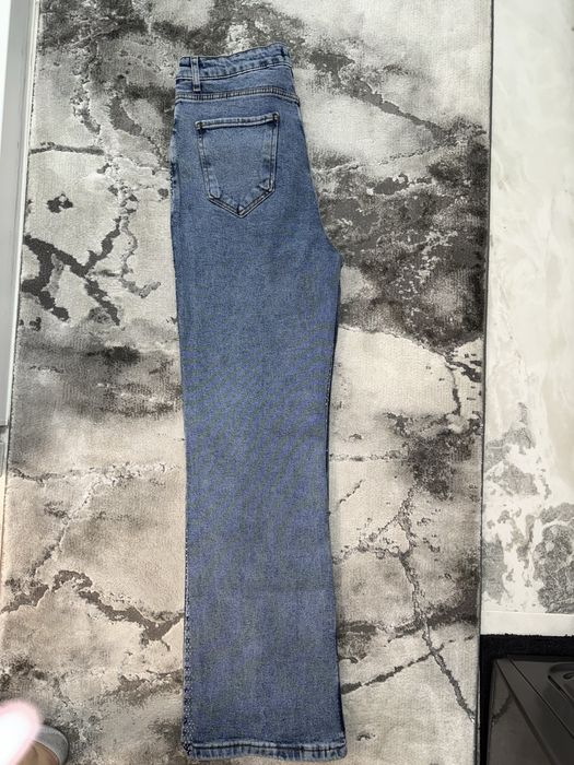 Дамски дънки с камъни